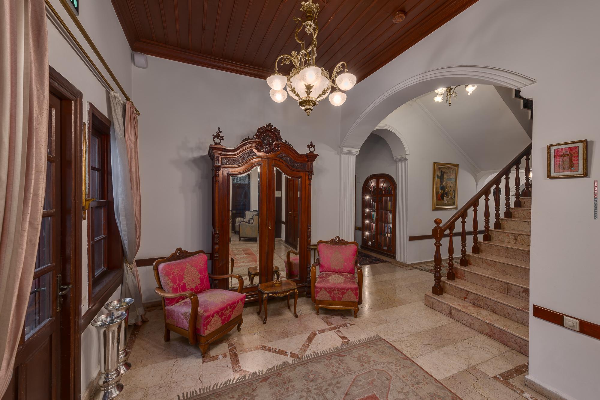 Otel Tuvana 4*
