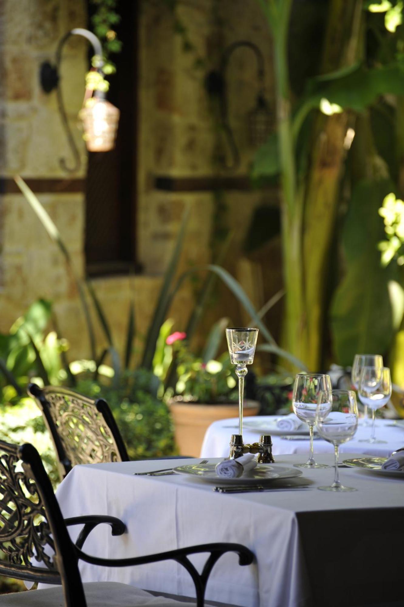 Otel Tuvana