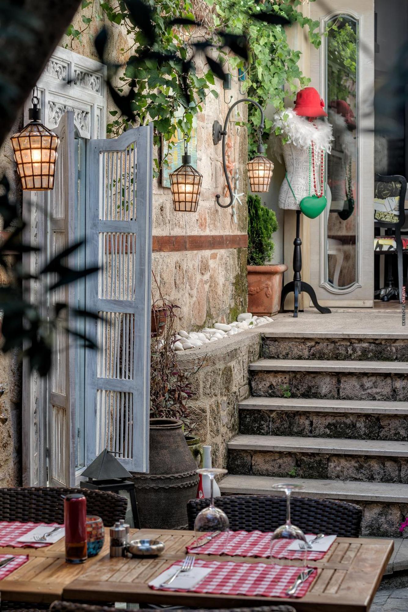Otel Tuvana
